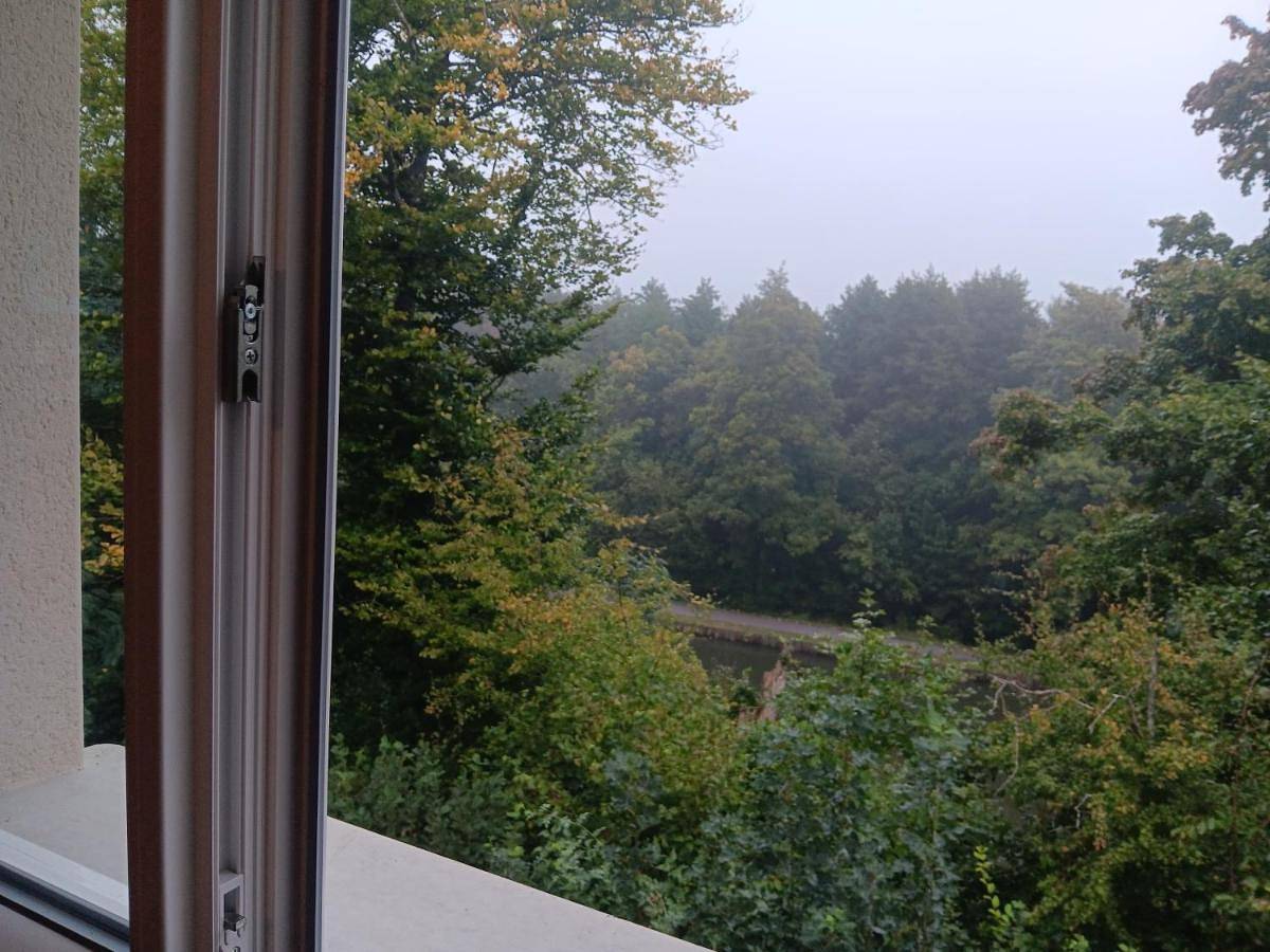Double Room in Charmes, Région d'Épinal