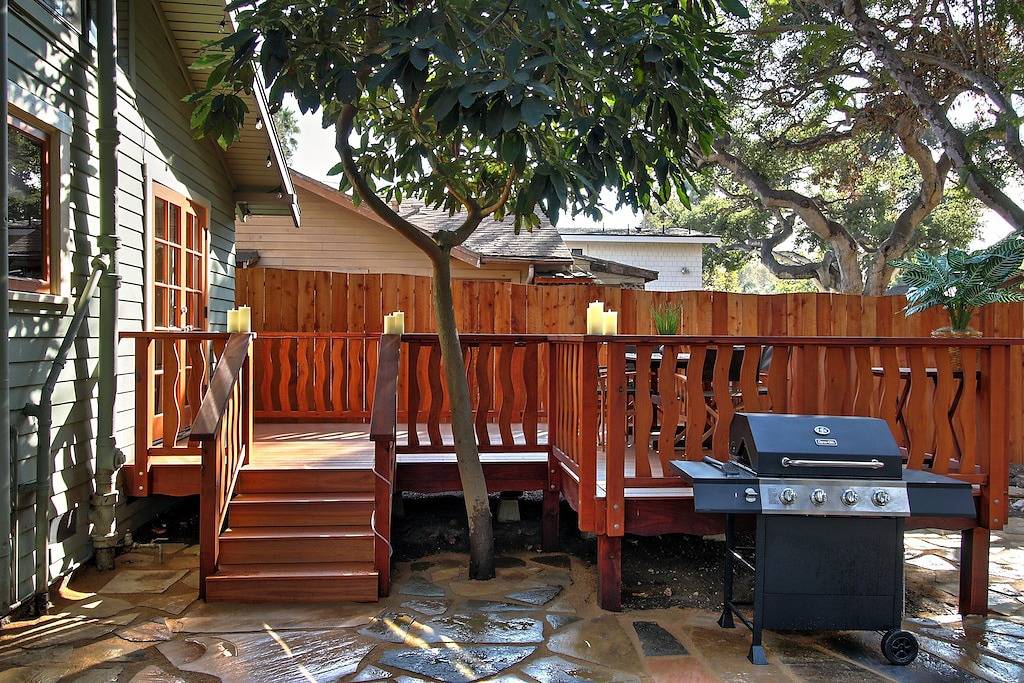 Neu! Miramar Beach Cottage mit eigenem Garten, Terrasse und Wintergarten - zu Fuß zum Strand! in Montecito, Santa Barbara County
