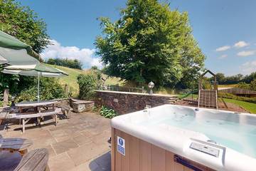 Glamping for 7 People in Exmoor, South West England, Photo 1