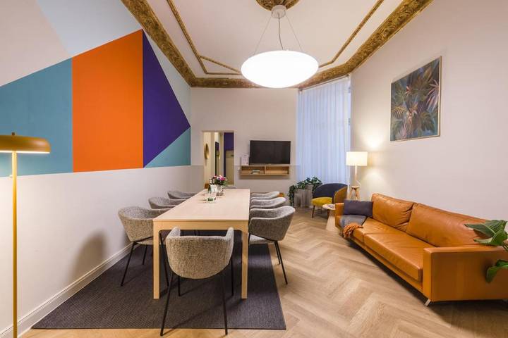 Ferienwohnung für 12 Personen, mit Ausblick und Balkon, kinderfreundlich in Schöneberg Berlin