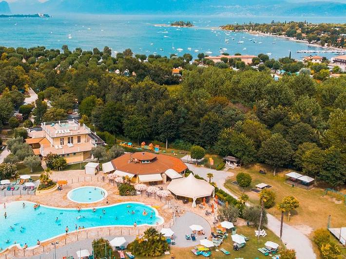 Wohnwagen für 5 Personen, mit Kinderpool in Manerba del Garda - 4