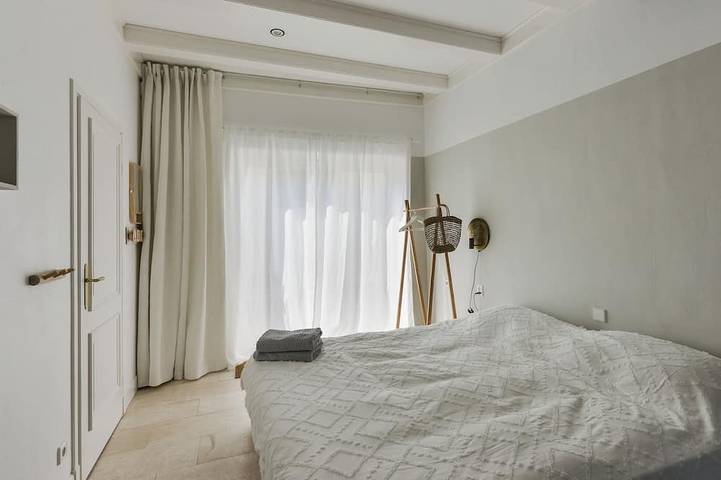 Geheel appartement, Villa Loft appartement met lichte tuinkamer in Zandvoort, Nederlandse Noordzeekust
