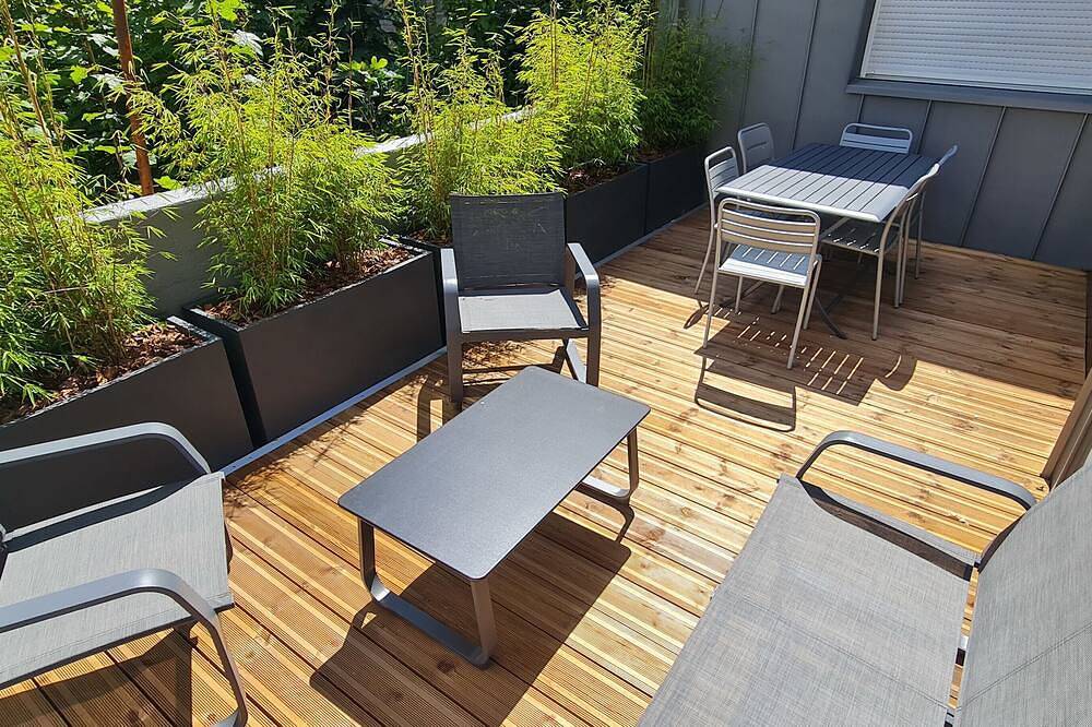 Entire apartment, Le Poulorio Terrasse - T3 Rdc - 2 salles de douches * Bylocly * in Lorient, Côte des Mégalithes