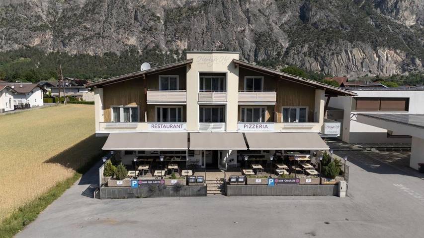 Hotel für 4 Personen, mit Terrasse und Ausblick in Haiming
