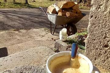 Location de vacances pour 4 personnes, avec jardin à Sainte-Eulalie (Cantal)
