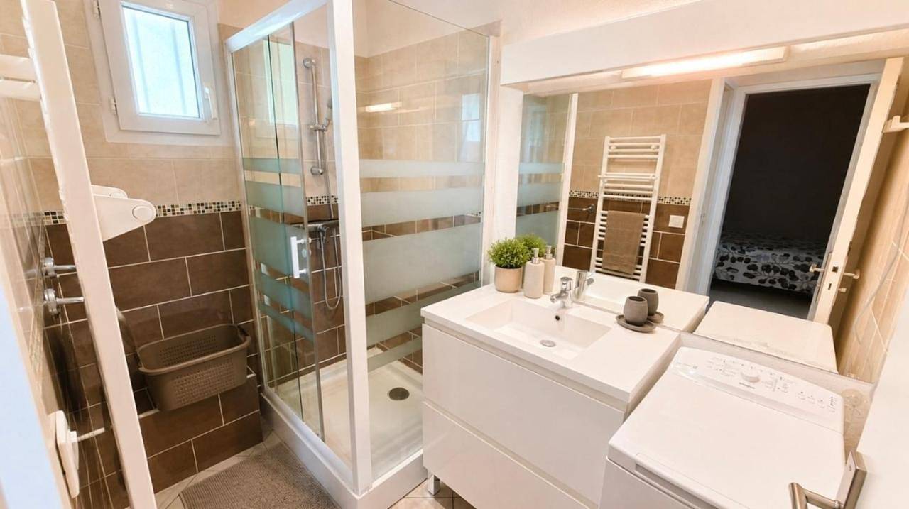 Appartement entier, Le Closne 8 proche cure in Ozillac, Région de Jonzac