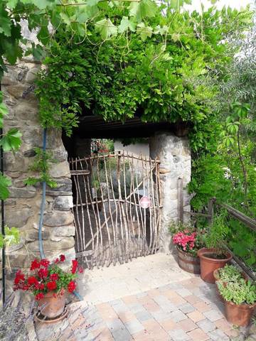 Chambre d’hôte pour 2 personnes, avec jardin et vue à Vaumeilh