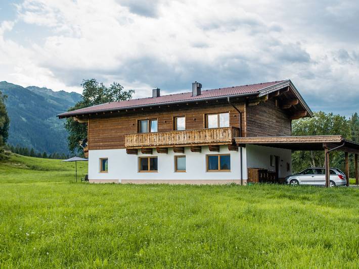Chalet in Jochberg mit Sauna & Bergblick in Hollersbach im Pinzgau, Pinzgau