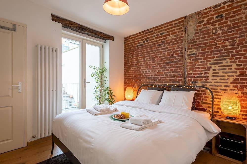 Entire apartment, St Catherine Duplex Residence in Brussels, Brussels region