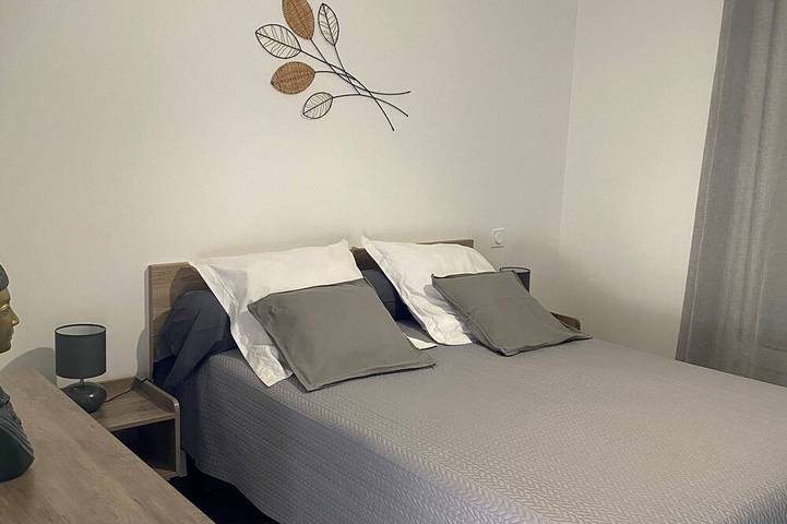 Ganze Wohnung, Superb T3 N°1 Garden level Apartment, swimming pool, terrace in Bastia, Cap Corse