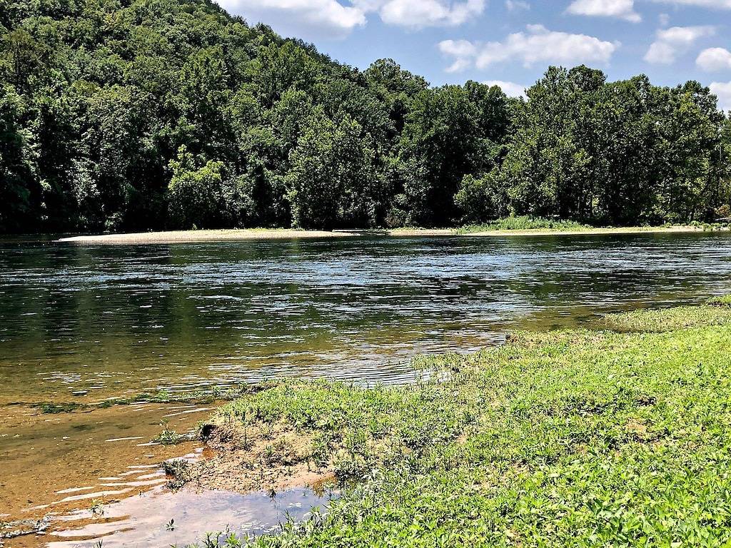 Ganze Wohnung, \"The Loft\" - Innen- / Außenpools in der Nähe von Aktivitäten-Gated Community in Table Rock Lake