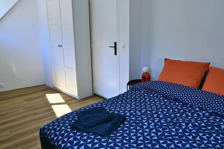 Ein ruhiges 2-Zimmer-Haus am Parkrand, nahe der Innenstadt. in Amiens, Amiens und Umgebung