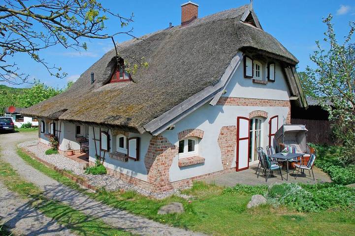 Bauernhof für 3 Personen, mit Garten und Pool sowie Terrasse und Sauna, mit Haustier in Sellin - 4