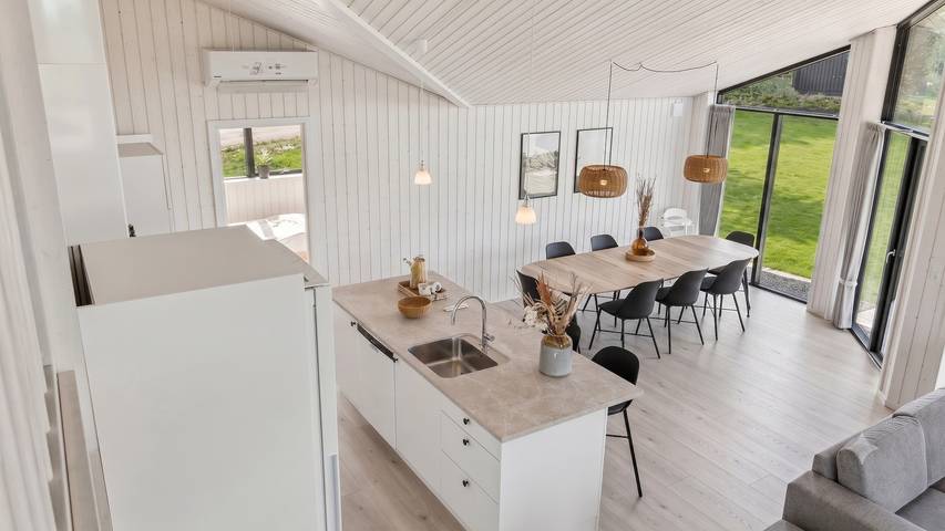 Ferienhaus für 10 Personen, mit Sauna und Terrasse, kinderfreundlich auf Seeland