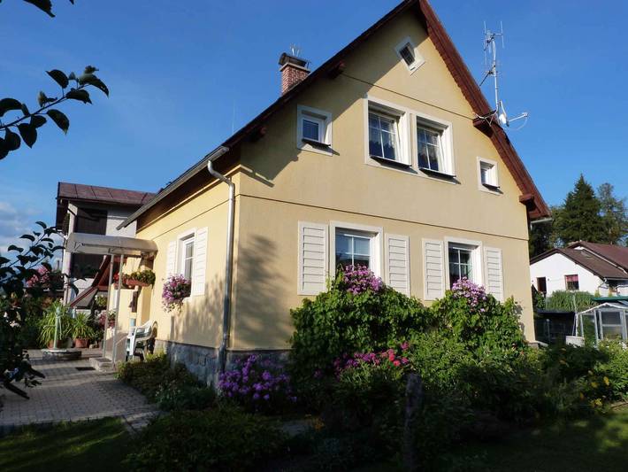 Vakantiehuis voor 9 personen, met Tuin in het Reuzengebergte