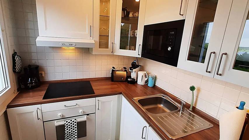 Ferienhaus für 8 Personen, mit Whirlpool und Sauna sowie Terrasse und Garten in Lahntal-Westerwald - 4