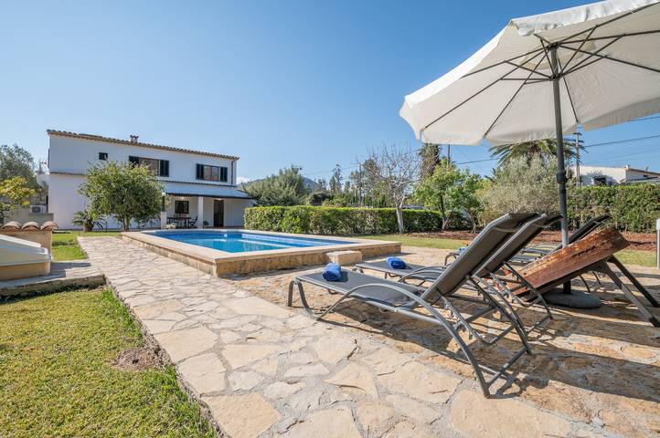 Finca für Gruppen für 4 Personen, mit Garten in Pollença