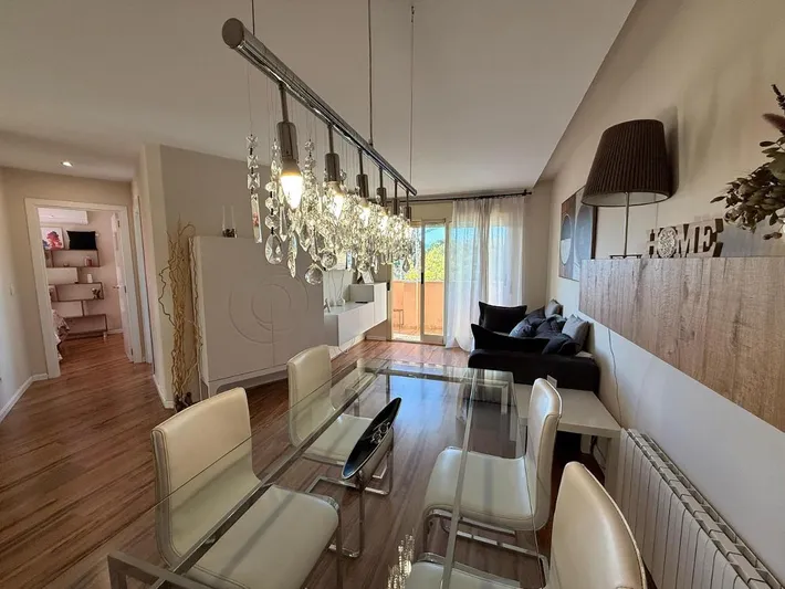 Ferienwohnung für 5 Personen, mit Pool und Balkon sowie Ausblick - 1