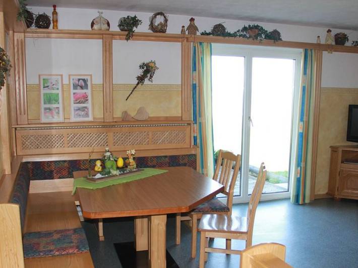 Ferienwohnung für 2 Personen, mit Garten und Seeblick sowie Ausblick, kinderfreundlich im Salzkammergut - 4