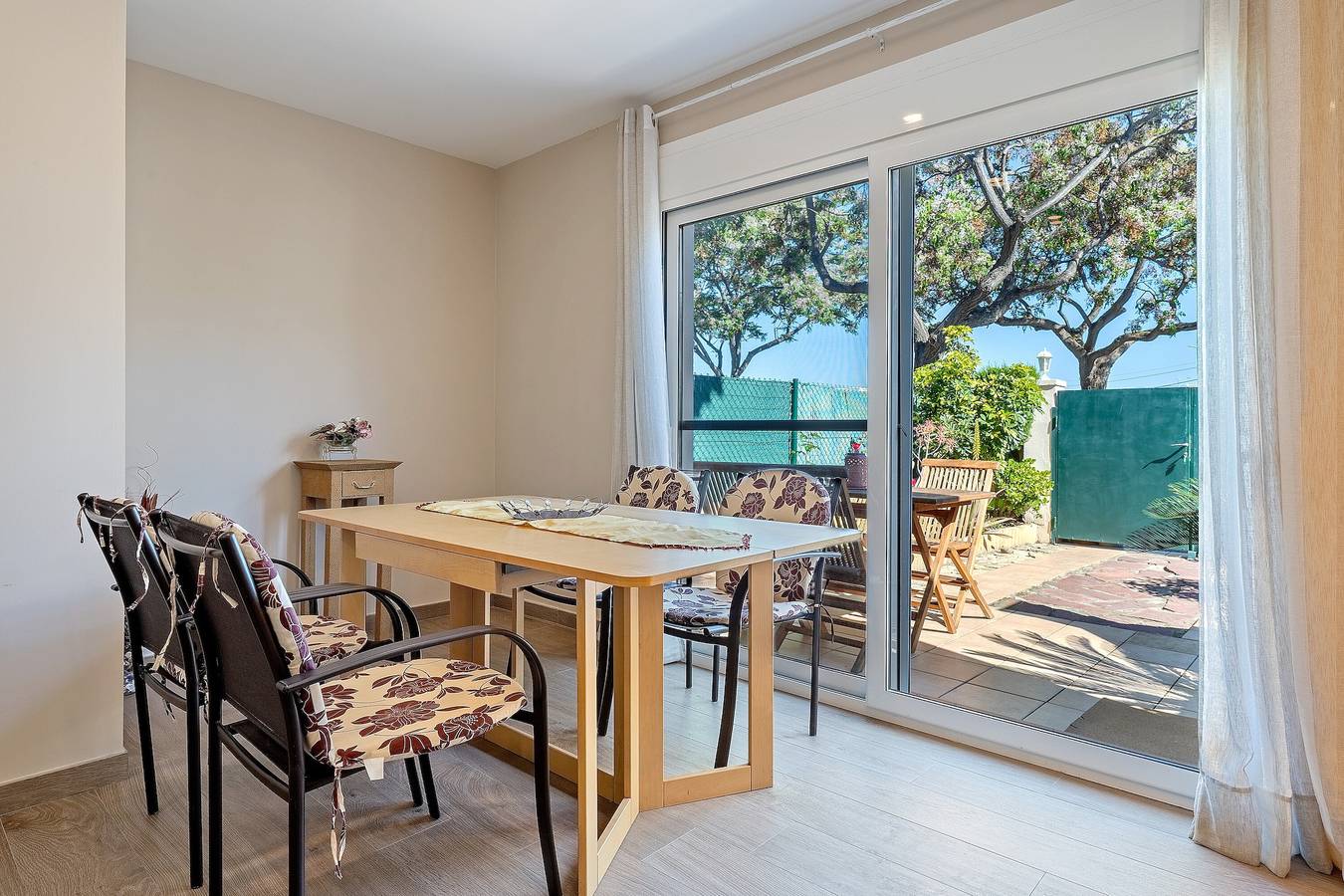Casa vacanze 'Villa Marina' con piscina condivisa, terrazza privata e aria condizionata in Vilafortuny, Cambrils