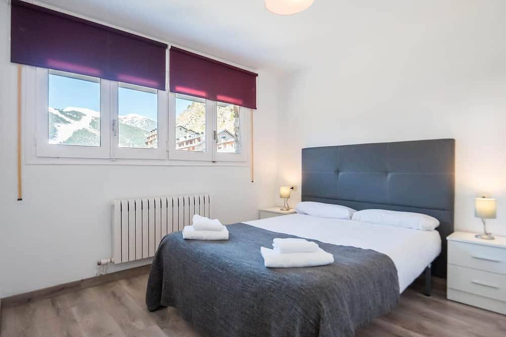 Entire apartment, Nice 3 Bedroom Apartment for 6 people, Incles. C.Pep 5 in Incles, Soldeu