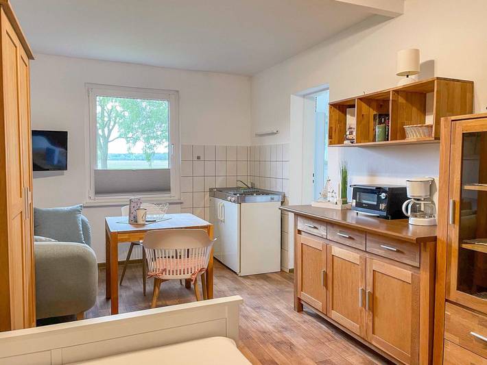 Ferienwohnung für 2 Personen, mit Garten und Terrasse, kinderfreundlich in Ribnitz-Damgarten - 4