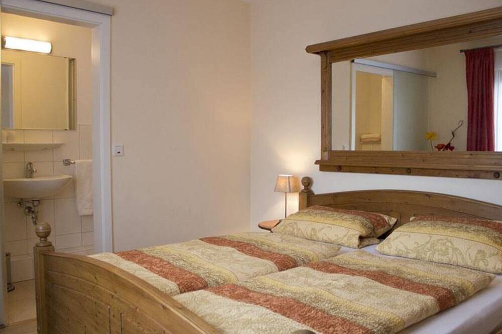 Ganze Wohnung, Fewo Mosella 1 Schlafzimmer - Ferienwohnungen Mertz in Bernkastel-Kues, Bernkastel-Kues & Umgebung