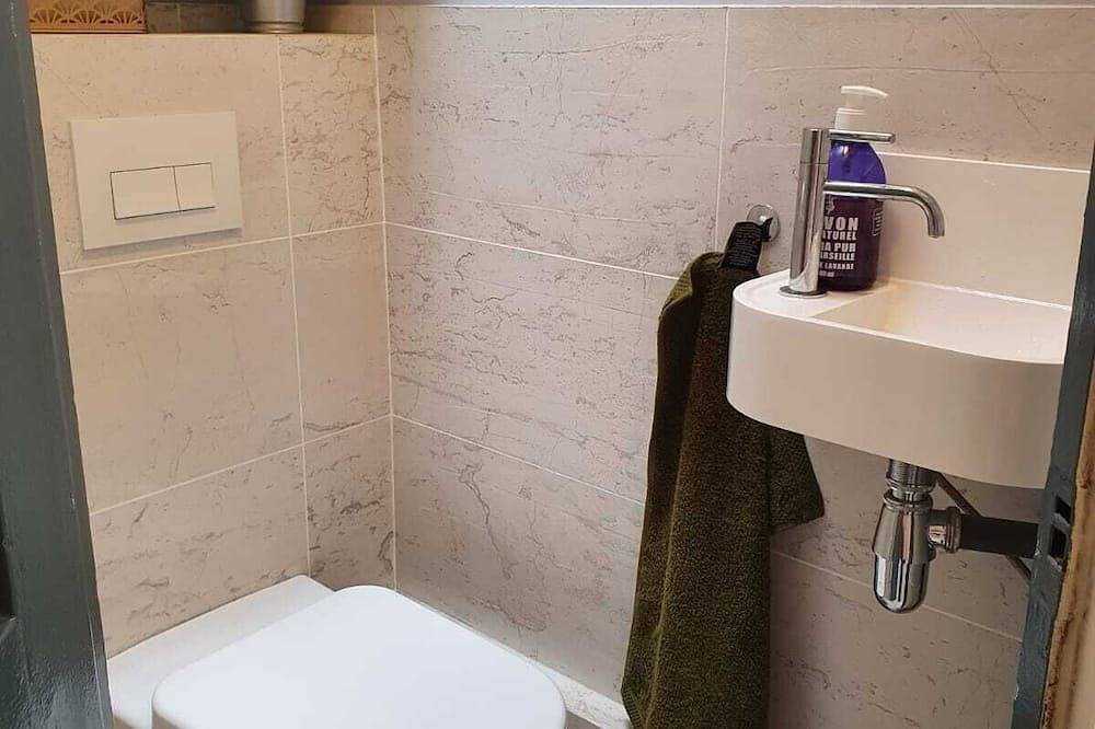 Ganze Wohnung, Newly renovated studio 15 minutes from central Paris in Asnières-sur-Seine, Hauts-de-Seine