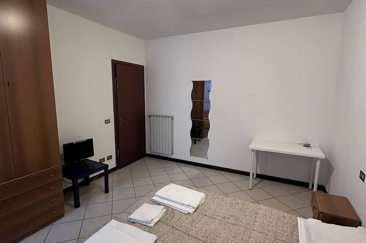 Appartamento intero, Dante4 Flat Cremona Centro storico in Cremona, Provincia di Cremona