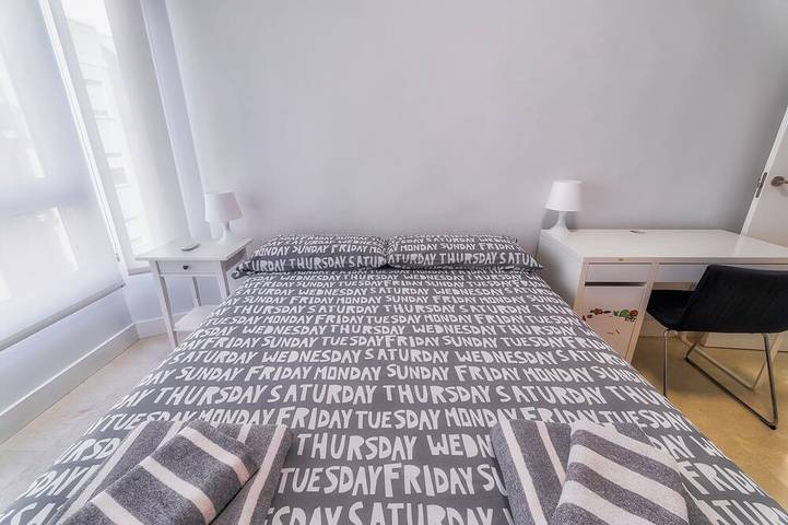 Apartamento entero, En el centro / Aire acondicionado / Wifi / Parking / Netflix / oferta in La Vila, Elche