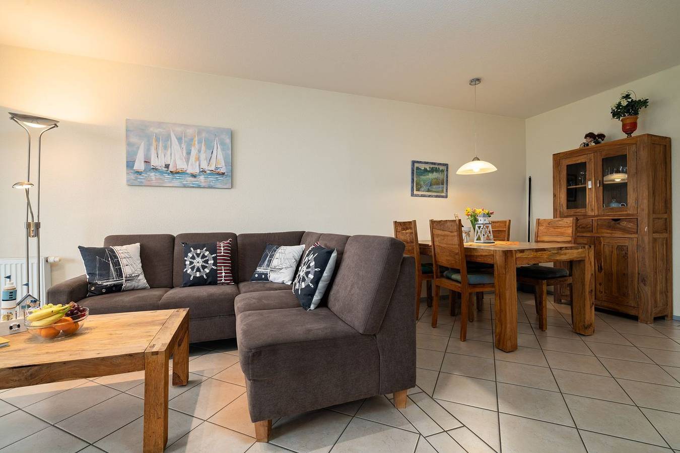 Ganze Wohnung, Ferienwohnung mit Terrasse und Sauna direkt am Müritzufer im Hafendorf Müritz in Rechlin, Müritz