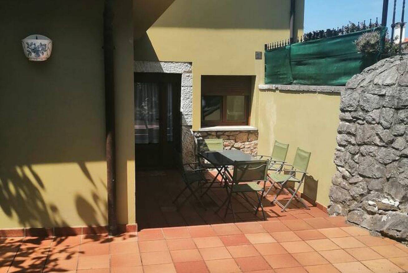 Apartamento entero, Acogedor apartamento cerca de la Playa de Santa Marina: ¡se admiten estancias de larga duración! in Sebreño, Ribadesella