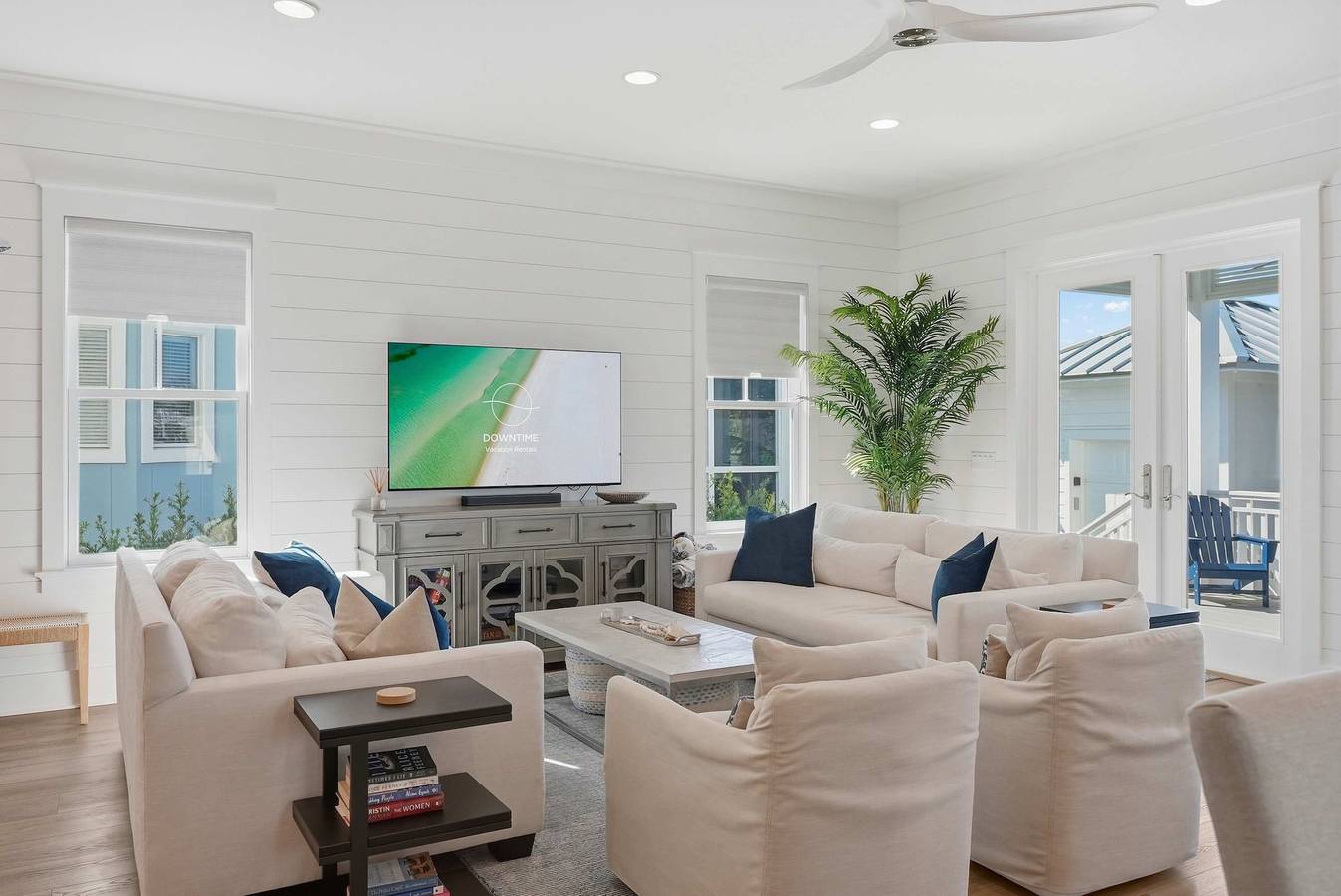 New Luxury  Sea Peace    4 Bikes   Lakefront in Carillon Beach, Emerald Coast
