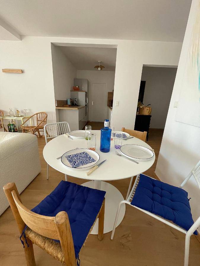 Gîte pour 4 personnes, avec terrasse et vue dans Plage Marinella - 2