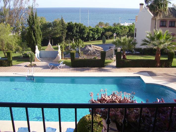 Appartement de vacances pour 6 personnes, avec Vue sur l’océan ainsi que Balcon/Terrasse et Jardin à Mijas