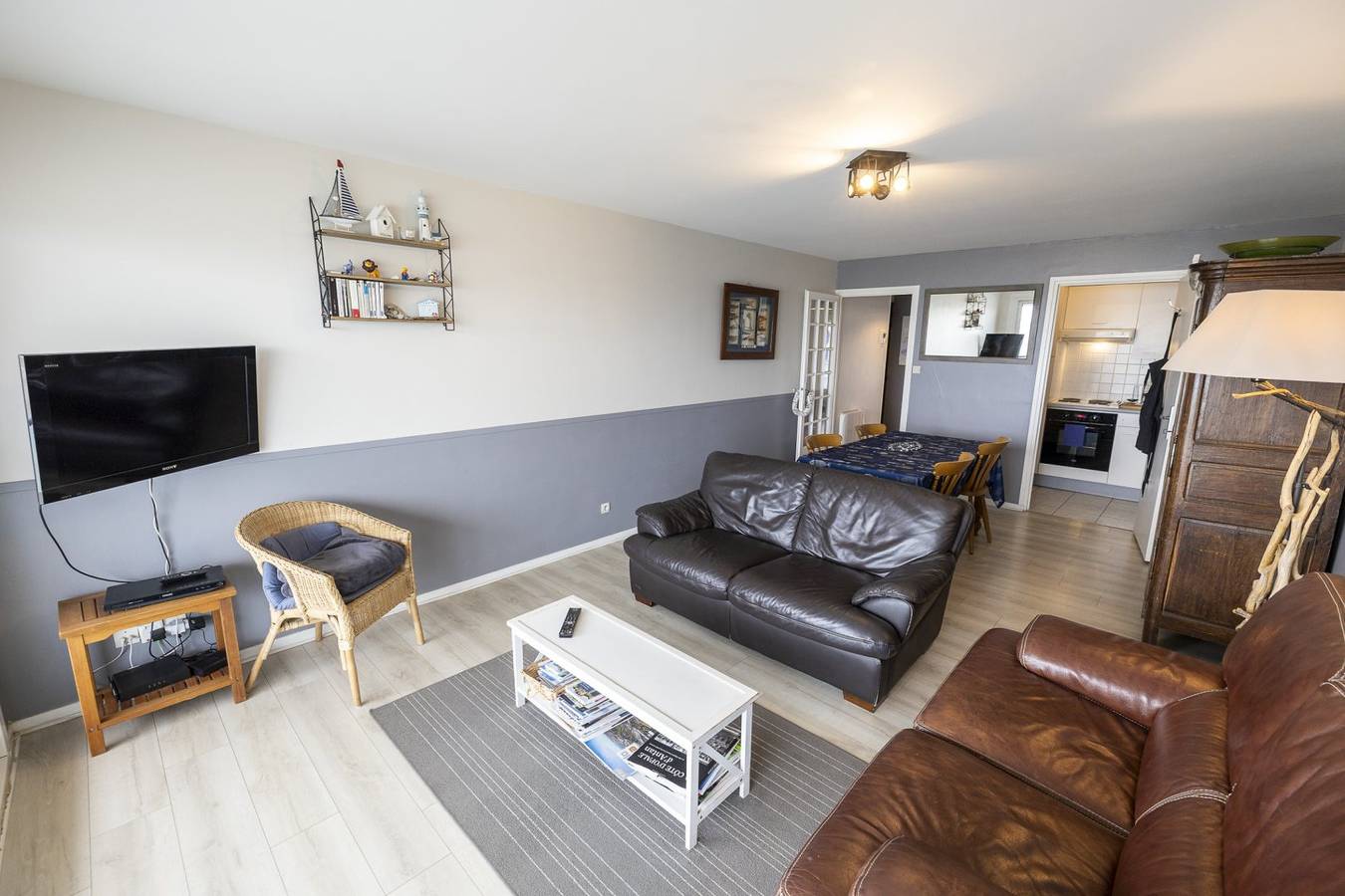 Appartement entier, Appartement Au Grand Bleu, 60 m² face mer, balcons, garage in Wimereux, Région de Boulogne-sur-Mer