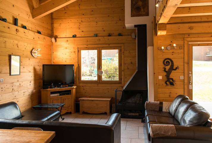 Chalet pour 11 personnes, avec Balcon ainsi que Terrasse et Jardin en Haute-Savoie - 2