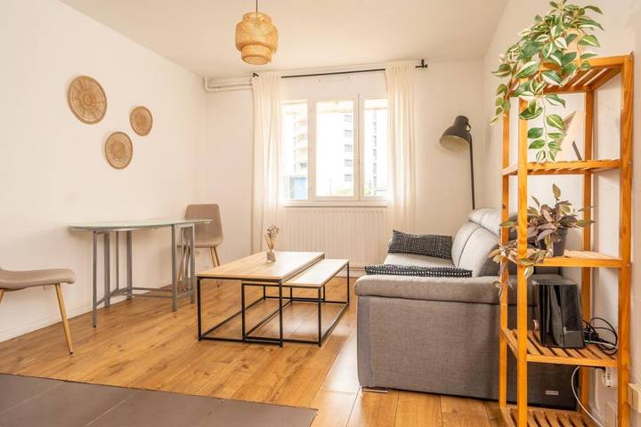 Gîte pour 4 personnes, animaux acceptés dans Cité Internationale