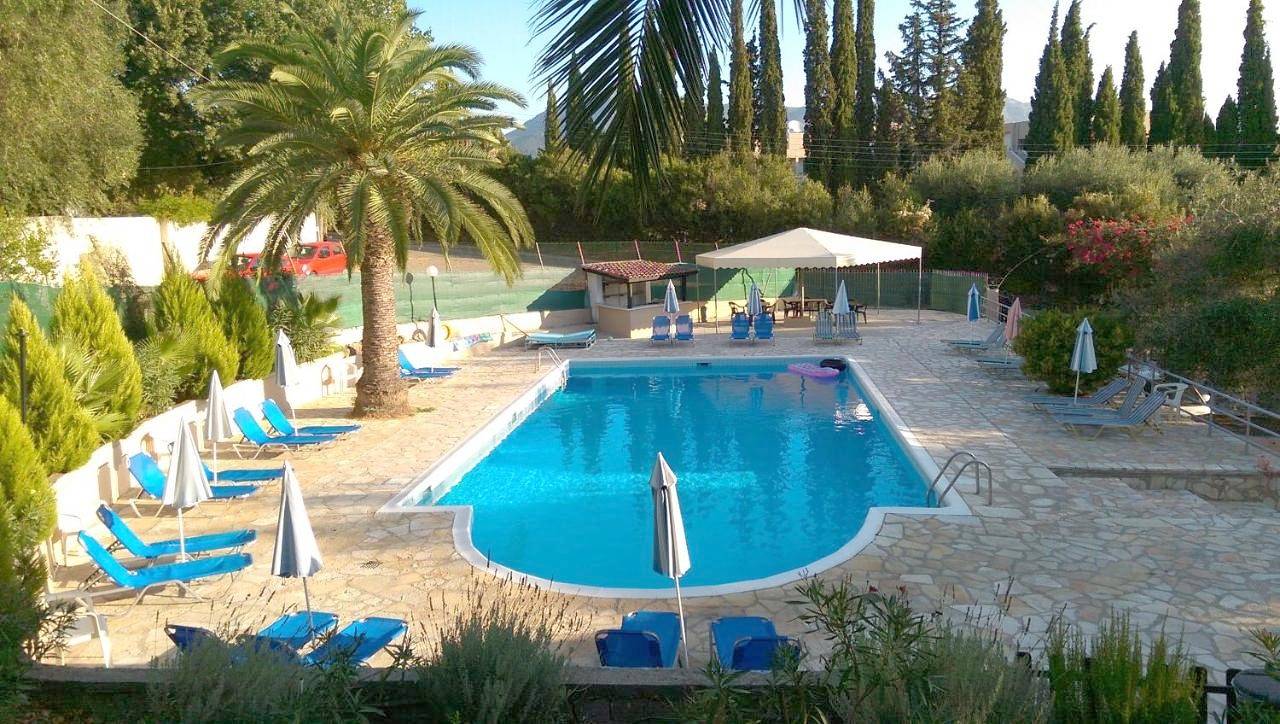 Tina Hotel in Dassia, Corfou