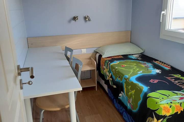 Camping pour 4 personnes, avec Terrasse et Piscine