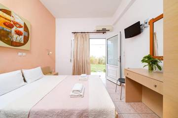 Ferienhaus für 2 Personen, mit Terrasse und Ausblick sowie Garten auf Thassos