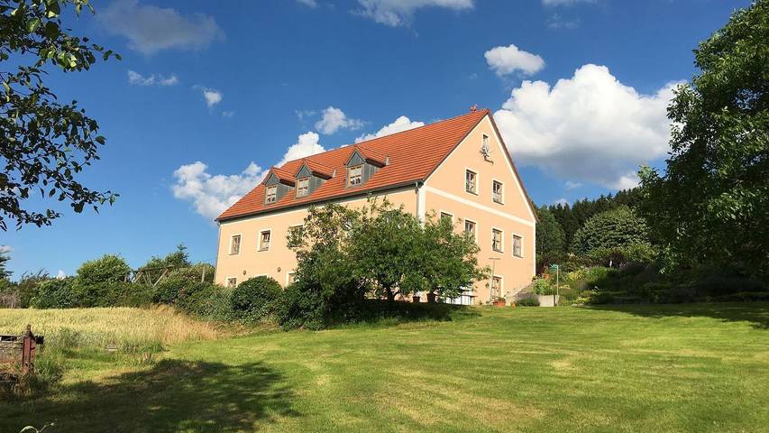 Ferienhaus für 20 Personen, mit Garten und Terrasse sowie Sauna - 1