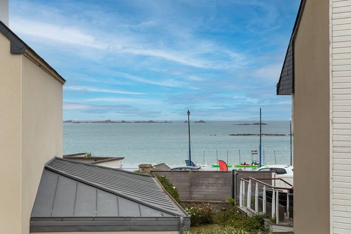 Location de vacances pour 10 personnes, avec jardin, animaux acceptés à Lancieux - 4