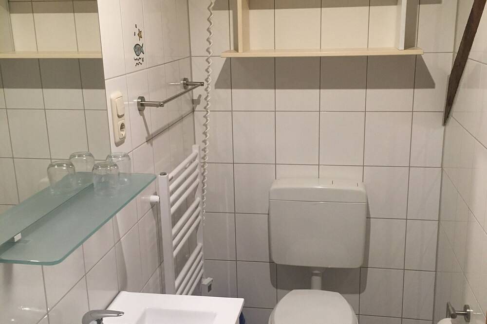 Ganze Wohnung, Ferienwohnung Kastanienblick in Ziethen, Vorpommern Greifswald