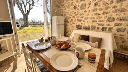 Appartement De Vacances pour 5 Personnes dans Aigues-Mortes, Région de Nîmes, Photo 3