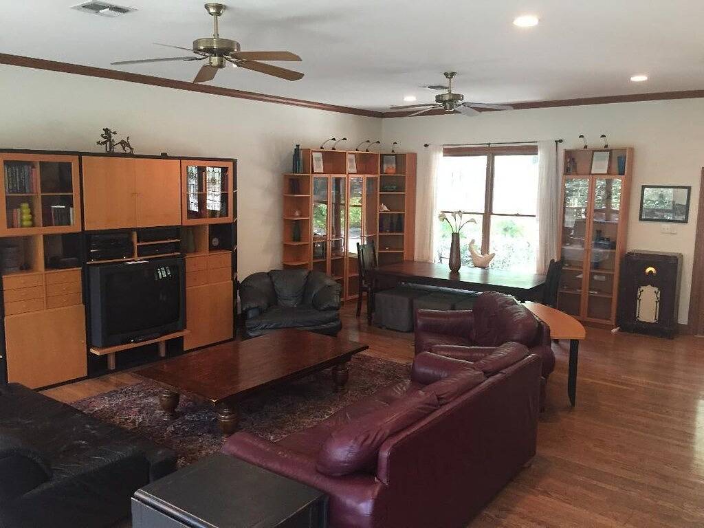 Gruene River House und Hütte auf der Guadalupe! 7Bdrms / 4. 5Bad / Kajaks, 28 Schlafplätze in New Braunfels, Comal County