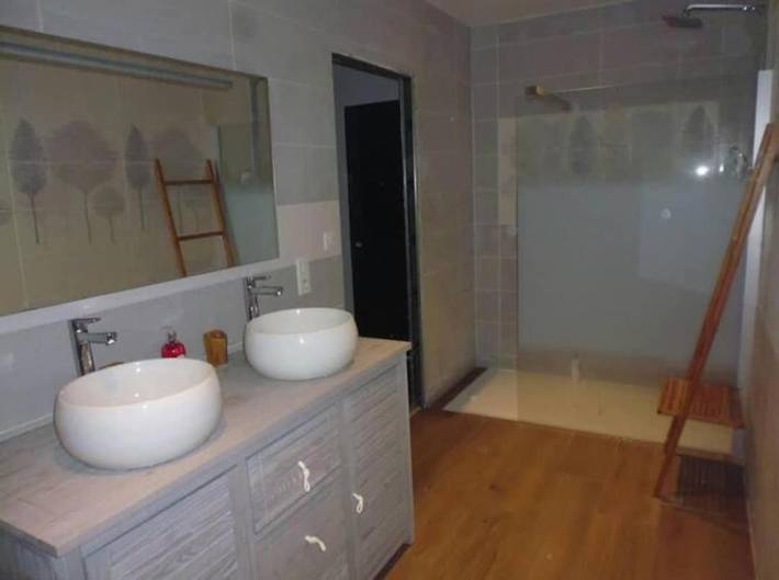 Location de vacances pour 8 personnes, avec terrasse et vue à La Chapelle-d'Alagnon - 4