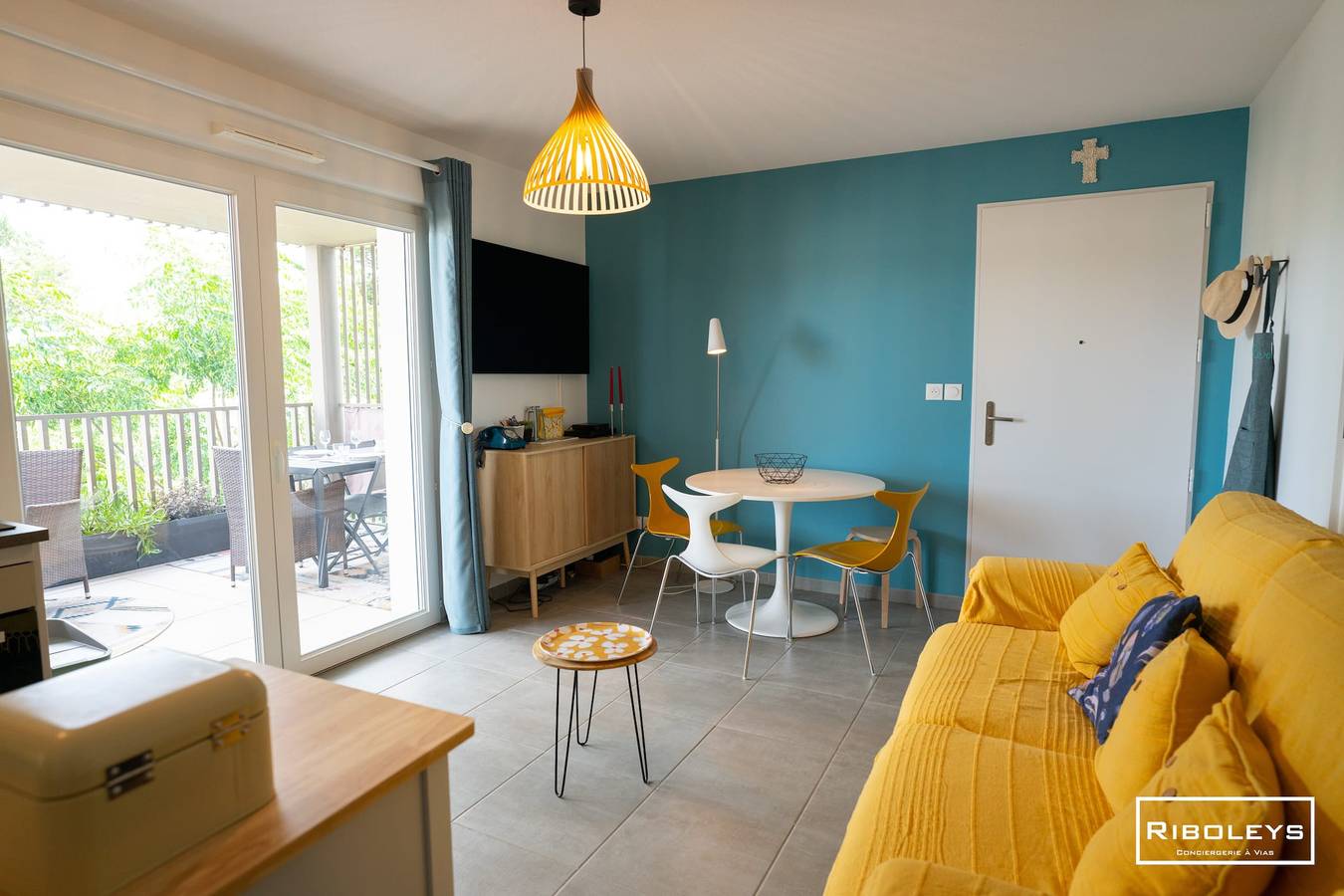 Entire apartment, Marina Lodge - T2 climatisé avec Wifi et piscine in Vias Plage, Vias