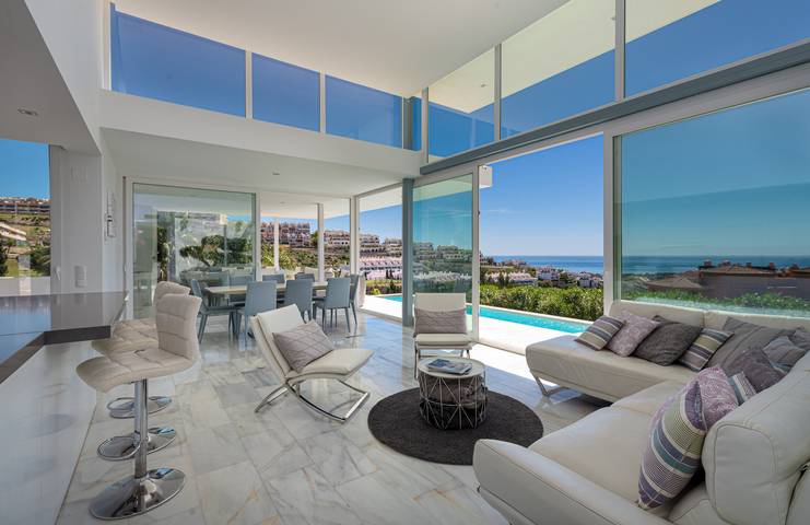 Finca für 6 Personen, mit Meerblick und Terrasse sowie Garten und Ausblick in Casares