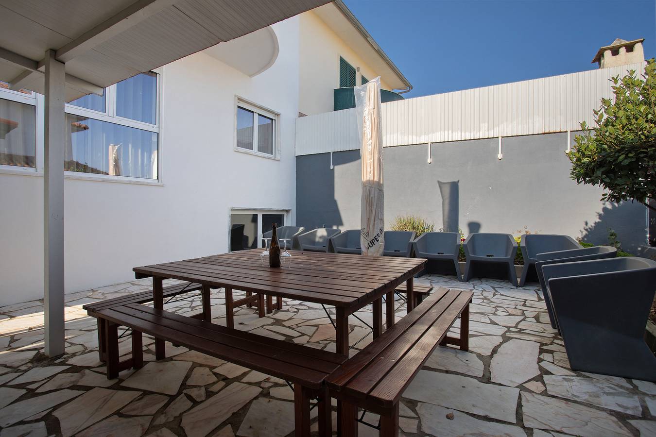 Villa 'Praia Azul Beach and Sun' con vistas al mar, jardín privado y Wi-Fi in Silveira, Distrito de Lisboa